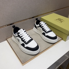 Burberry Low Shoes